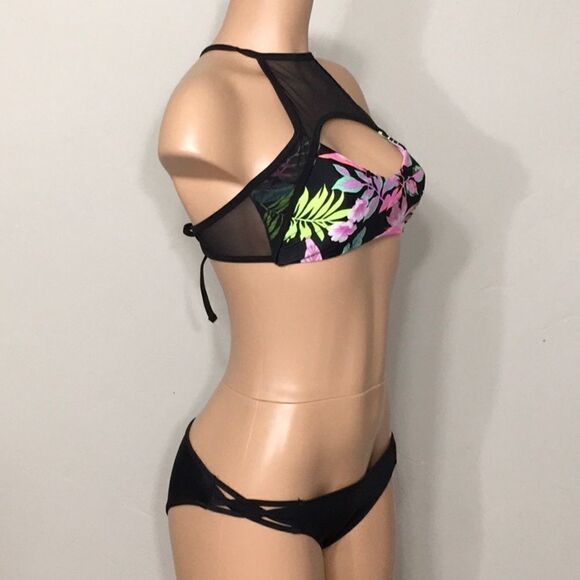 New Floral and netting bikini set. NWOT - Picture 2 of 5